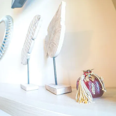 Aslanis Luxury Suites