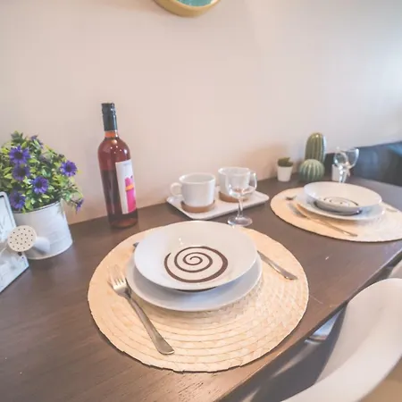 Aslanis Luxury Suites *