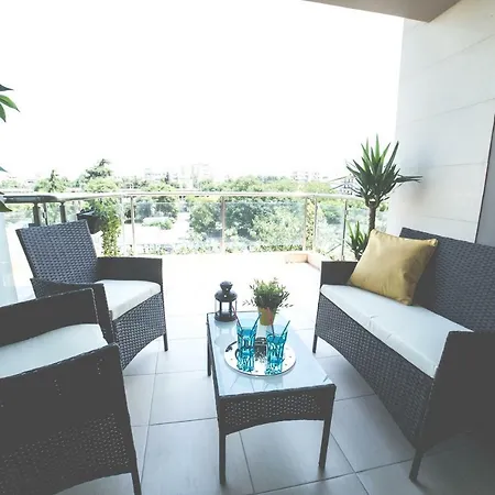 Aslanis Luxury Suites
